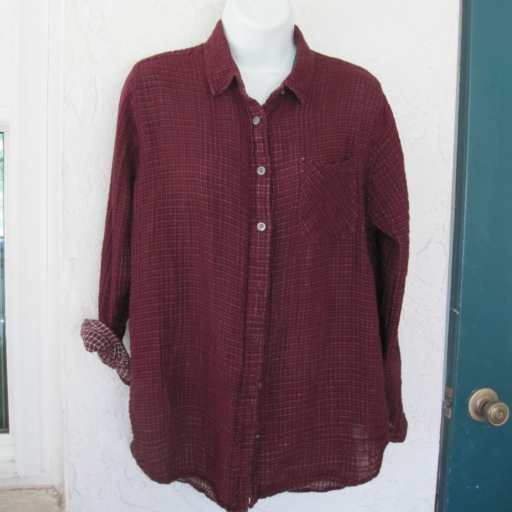 BDG Urban Outfitters Button down long sleeve